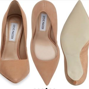Steve Madden Vala Camel Pump